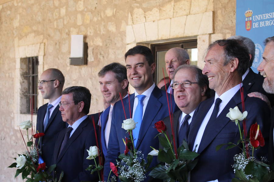 La Universidad de Burgos ha celebrado sus 25 años con la investidura de Juan José Laborda como doctor Honoris Causa