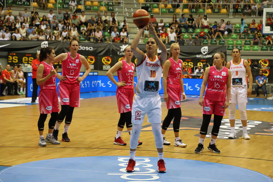 Fotos: Las mejores imágenes del partido de baloncesto entre España y Letonia