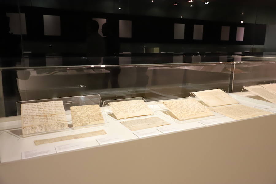 Fotos: Imágenes de la exposición &#039;Caligrafía y Pensamiento&#039;