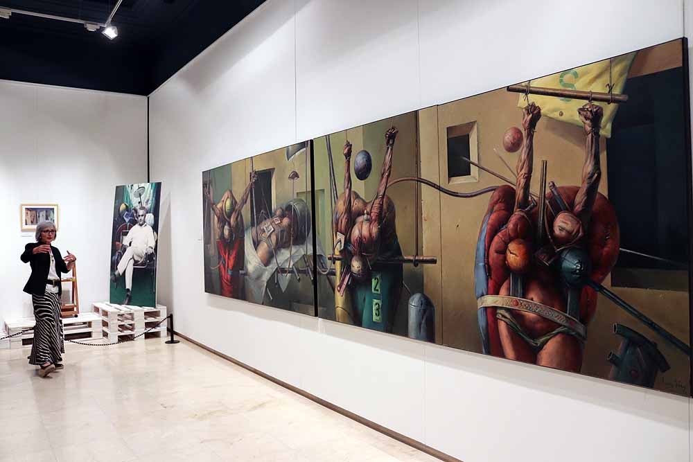 El Museo de Burgos ha inaugurado una exposición sobre el pintor burgalés Luis Sáiz,en el que se muestran desde sus principales obras hasta sus materiales de trabajo. 