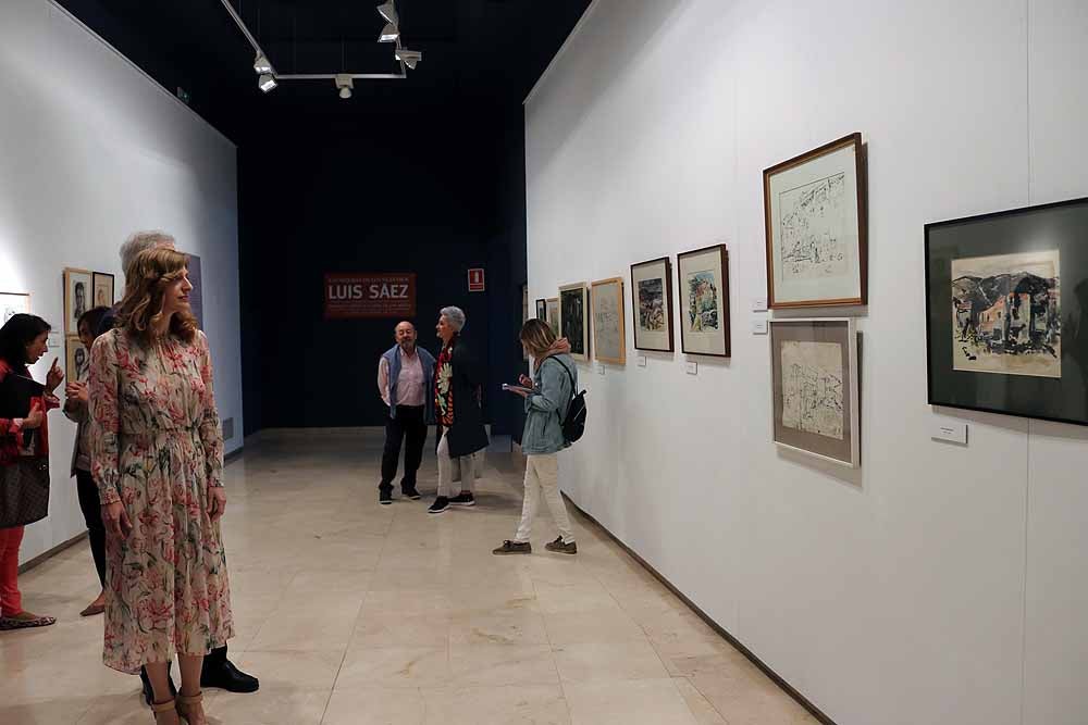 El Museo de Burgos ha inaugurado una exposición sobre el pintor burgalés Luis Sáiz,en el que se muestran desde sus principales obras hasta sus materiales de trabajo. 