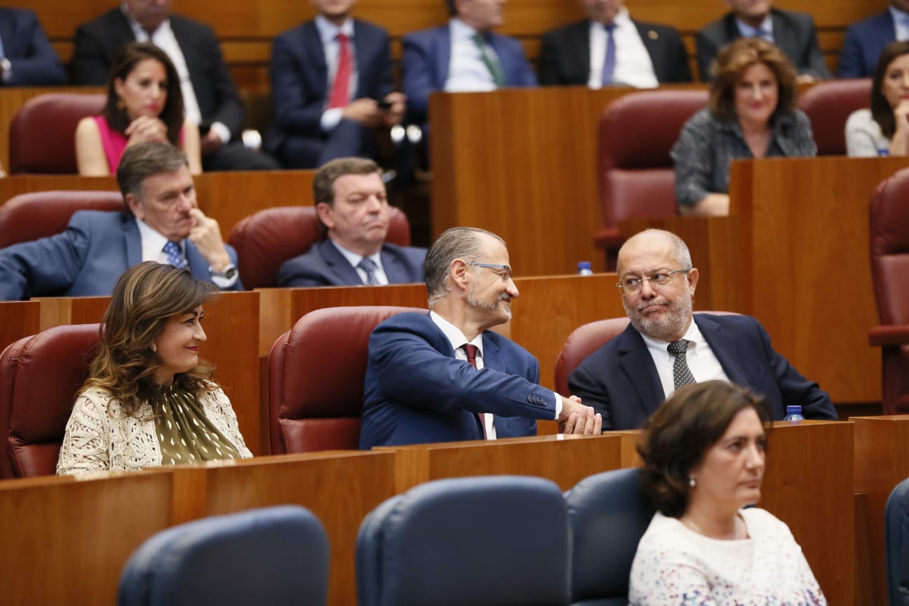 El procurador electo de Ciudadanos Luis Fuentes es proclamado presidente de la institución regiona en su décima legislatura