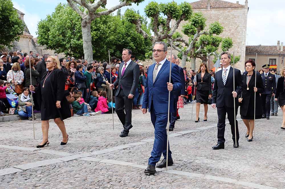 El Monasterio Real de las Huelgas ha acogido, un año más, la celebración del Curpillos, con procesión por las calles del barrio con el pendón de las Navas de Tolosa