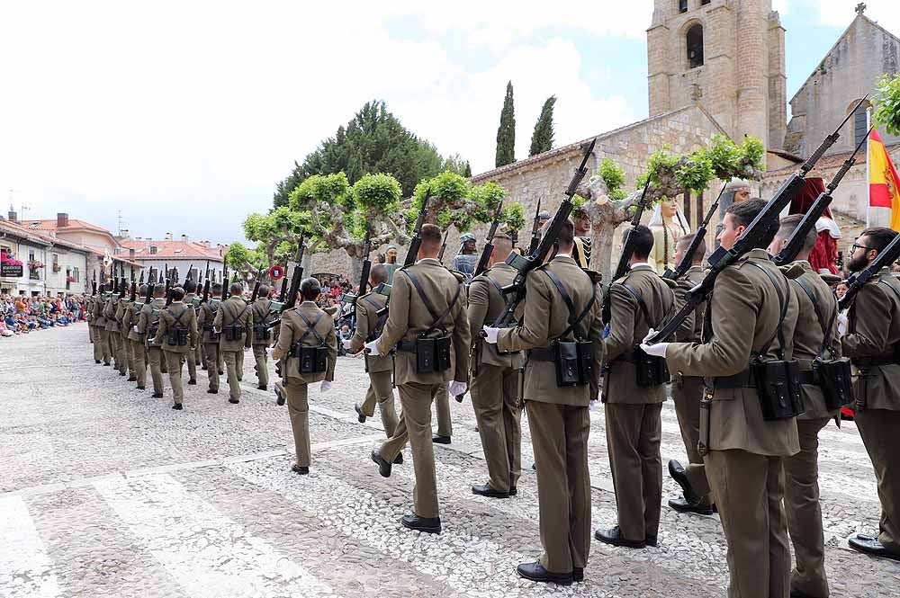 El Monasterio Real de las Huelgas ha acogido, un año más, la celebración del Curpillos, con procesión por las calles del barrio con el pendón de las Navas de Tolosa