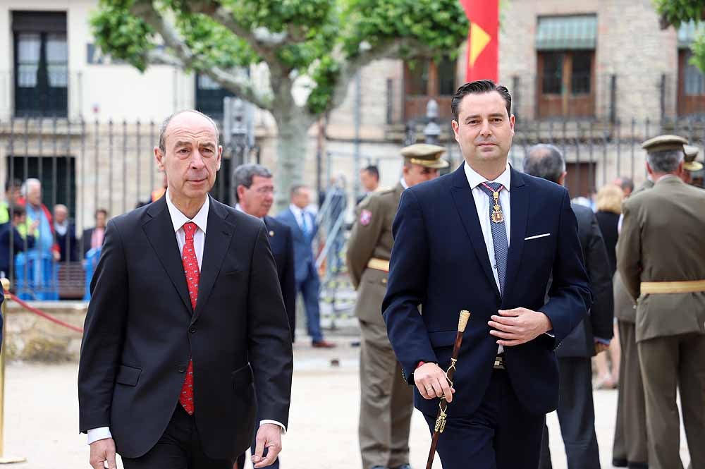 El Monasterio Real de las Huelgas ha acogido, un año más, la celebración del Curpillos, con procesión por las calles del barrio con el pendón de las Navas de Tolosa