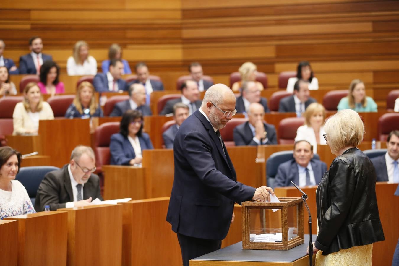 Fotos: Así ha vivido Francisco Igea la sesión constitutiva de la X Legislatura de las Cortes de Castilla y León