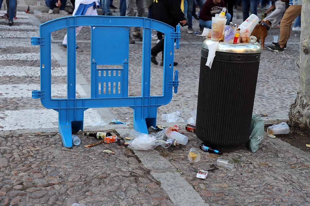 El servicio de SEMAT ha tenido que redoblar esfuerzos para dejar limpio El Parral y alrededores tras la fiesta de las peñas, mientras que Protección Civil y Cruz Roja tuvieron también una jornada movidita con más de 150 intervenciones