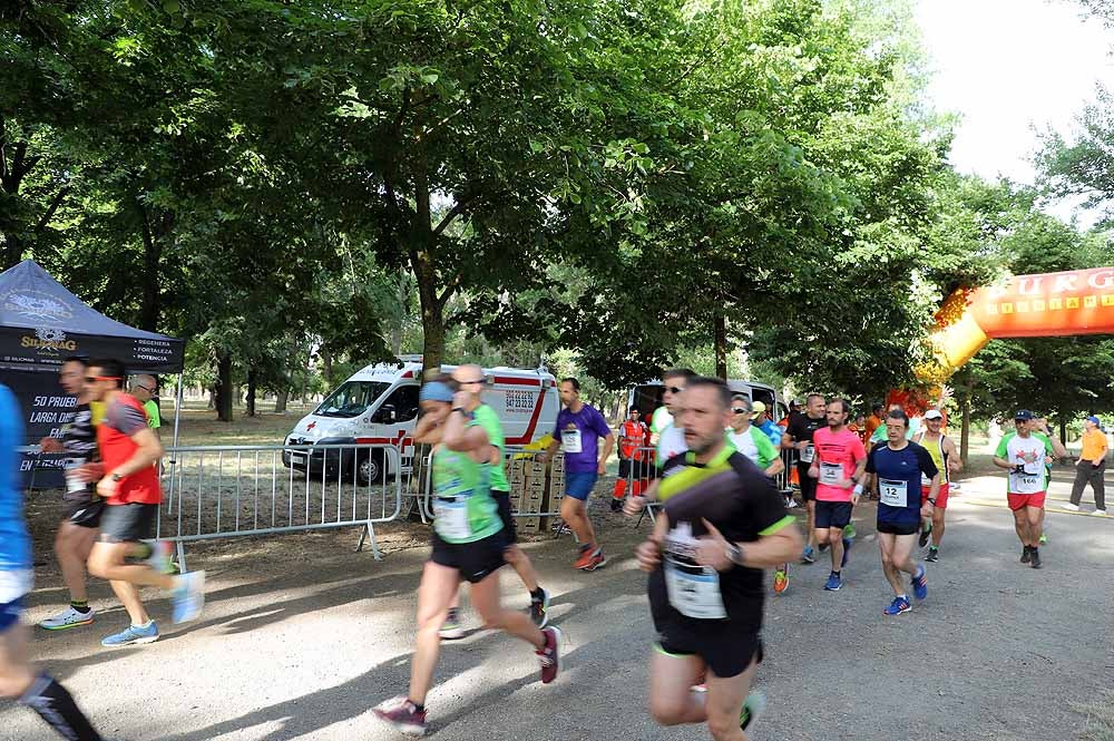 166 corredores de toda España han disputado la 24ª edición de le Media Maratón Ciudad de Burgos,con el burgalés Rubén Castrillo como ganador en categoría masculina y la debutante Virginia Torres como campeona femenina.