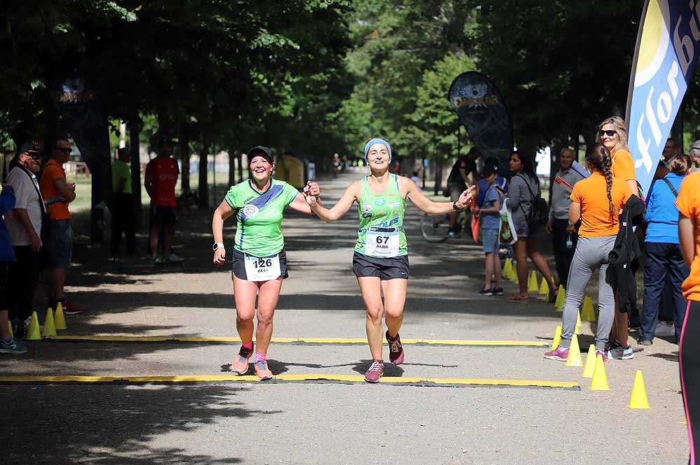 166 corredores de toda España han disputado la 24ª edición de le Media Maratón Ciudad de Burgos,con el burgalés Rubén Castrillo como ganador en categoría masculina y la debutante Virginia Torres como campeona femenina.