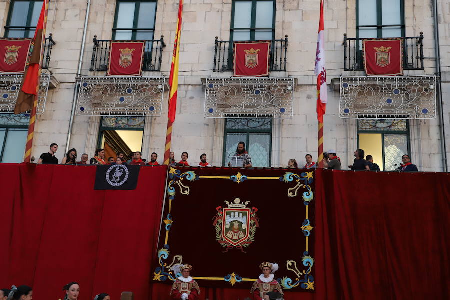 Burgos ha dado el pistoletazo de salida a las Fiestas de San Pedro y San Pablo 2019 de la mano de La M.O.D.A., encargada del pregón