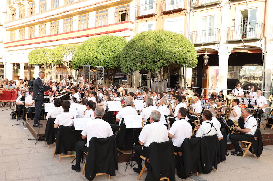 Burgos ha dado el pistoletazo de salida a las Fiestas de San Pedro y San Pablo 2019 de la mano de La M.O.D.A., encargada del pregón