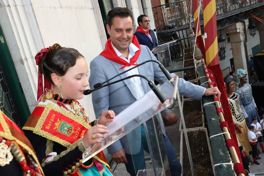 Burgos ha dado el pistoletazo de salida a las Fiestas de San Pedro y San Pablo 2019 de la mano de La M.O.D.A., encargada del pregón