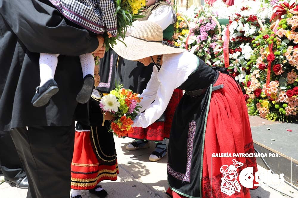 El calor no ha quitado el ánimo a los burgaleses en el acto más querido de las fiestas