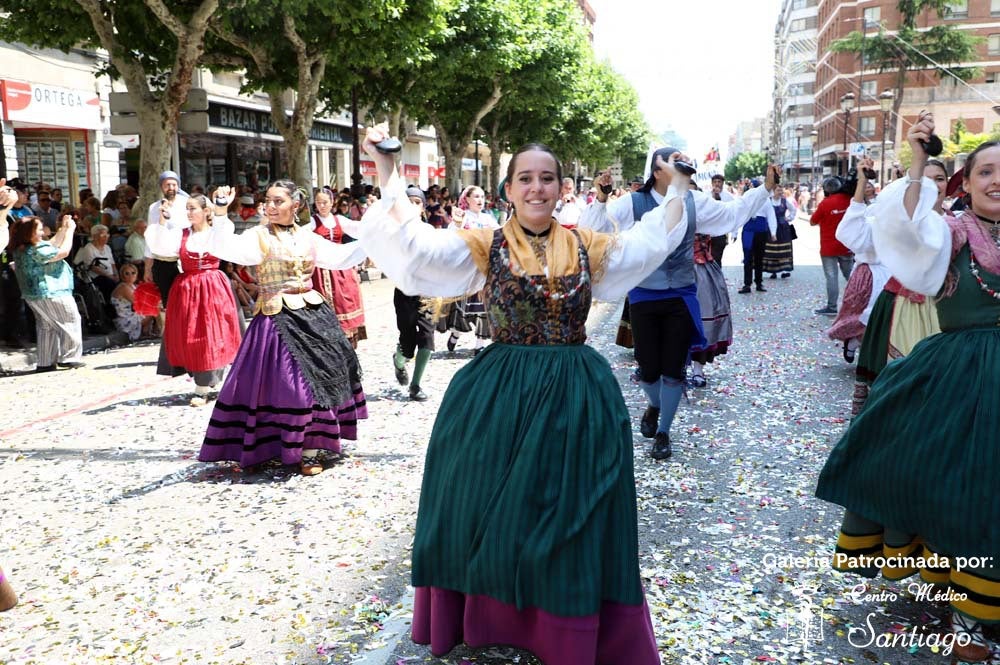 La alegría contagiada por los peñistas