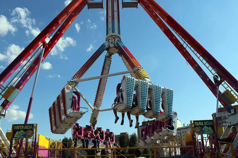 Fotos: Dosis de adrenalina y calor en las barracas de los Sampedros