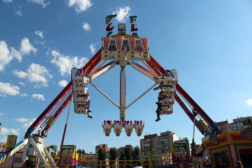 Fotos: Dosis de adrenalina y calor en las barracas de los Sampedros