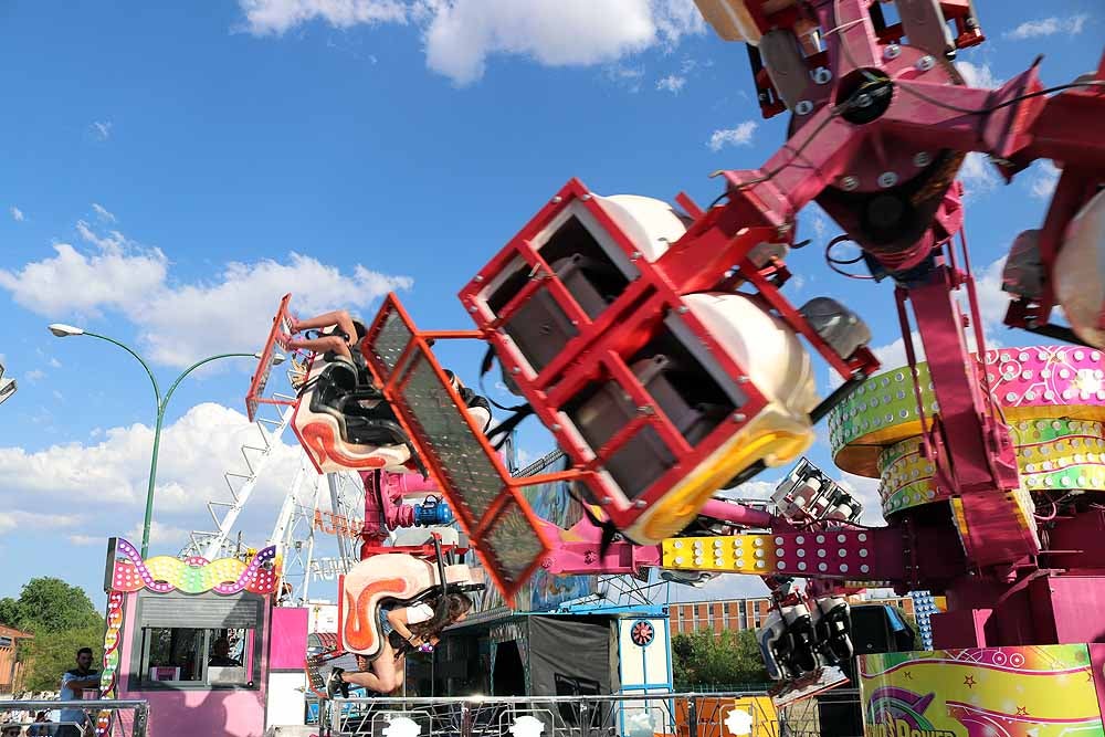 Fotos: Dosis de adrenalina y calor en las barracas de los Sampedros