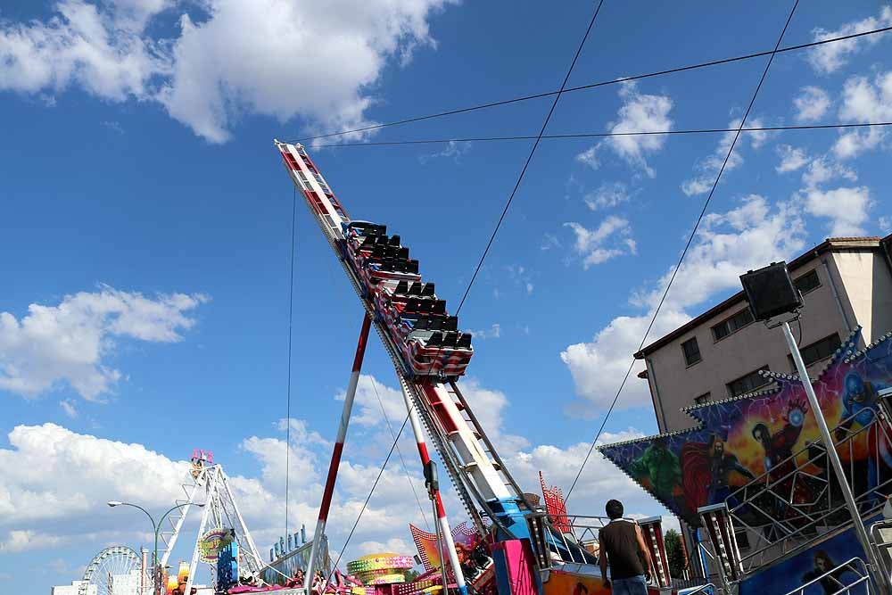 Fotos: Dosis de adrenalina y calor en las barracas de los Sampedros