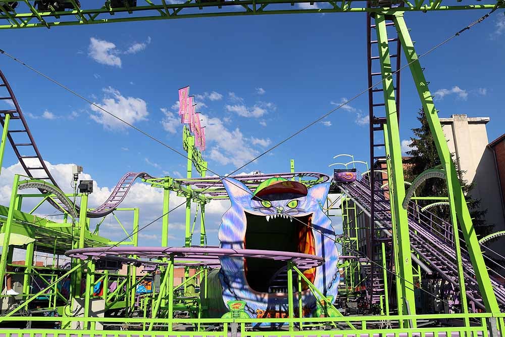 Fotos: Dosis de adrenalina y calor en las barracas de los Sampedros