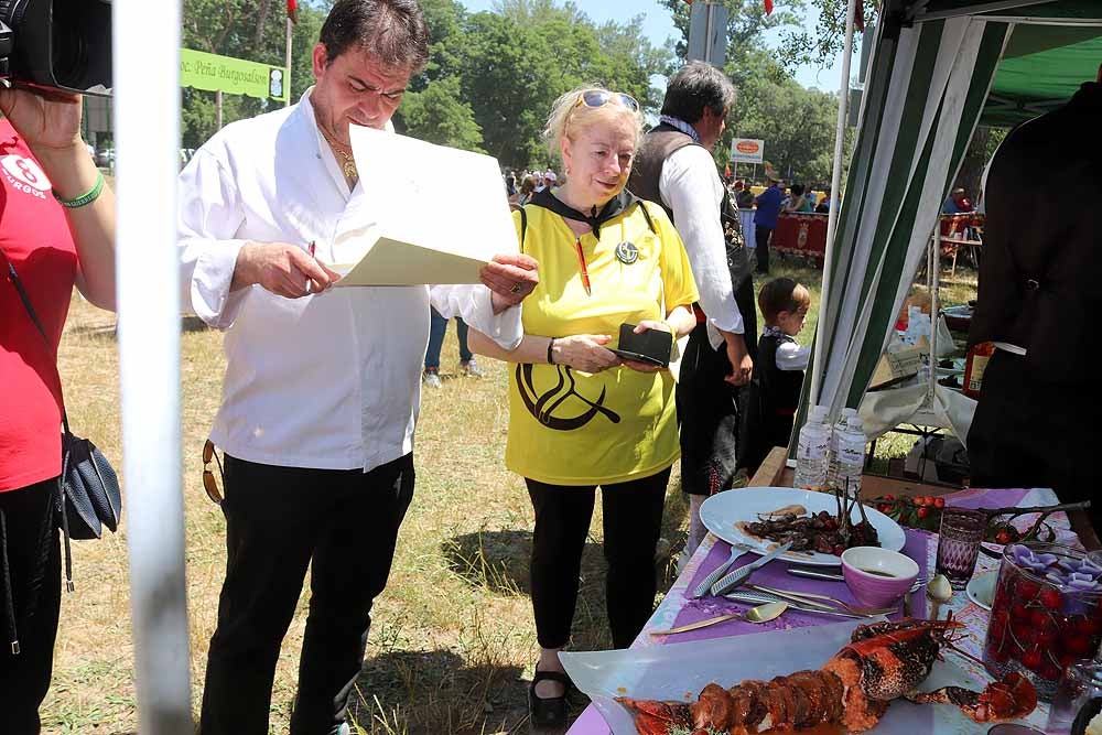 Fotos: Las peñas Los Cucos y Los Calores, las grandes triunfadoras del concurso del Buen Yantar