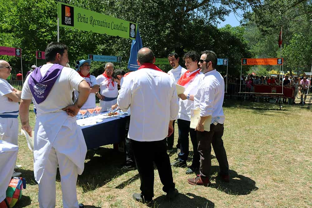 Fotos: Las peñas Los Cucos y Los Calores, las grandes triunfadoras del concurso del Buen Yantar