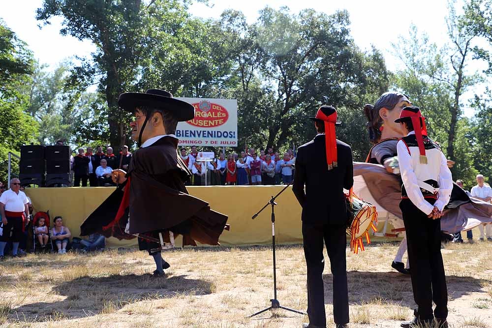 Siete descendientes de emigrantes burgaleses a Argentina y Cuba han participado hoy en la fiesta del Burgalés Ausente. La mayoría de ellos residen en la ciudad argentina de Mar del Plata. 