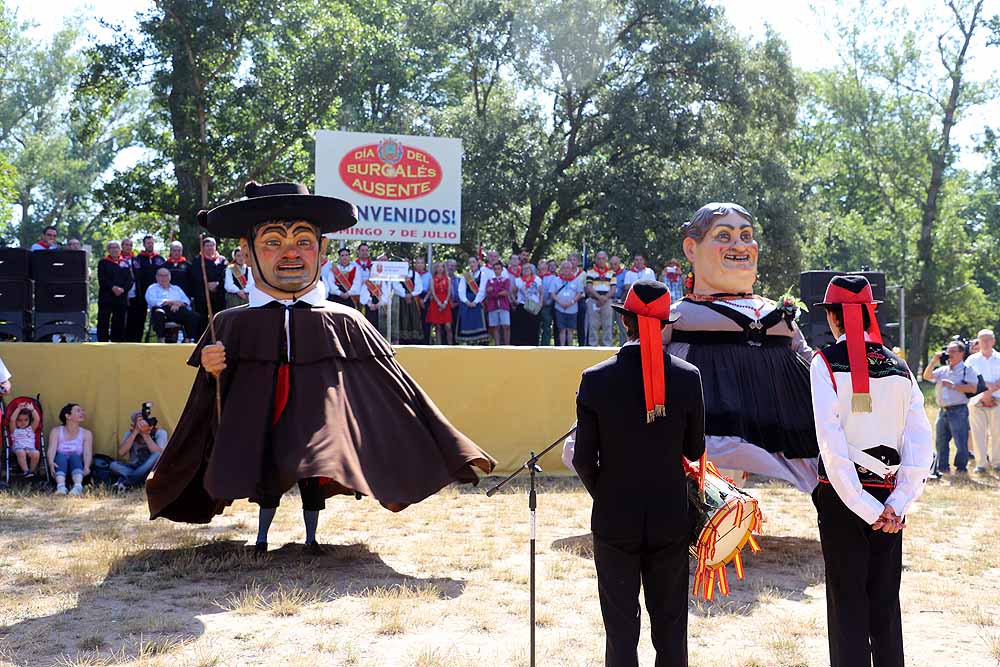 Siete descendientes de emigrantes burgaleses a Argentina y Cuba han participado hoy en la fiesta del Burgalés Ausente. La mayoría de ellos residen en la ciudad argentina de Mar del Plata. 