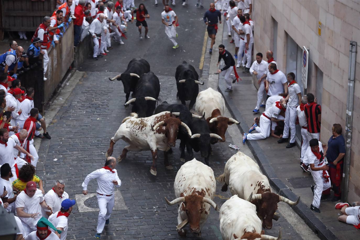 Fotos: Las imágenes que ha dejado el primer encierro de los Sanfermines 2019