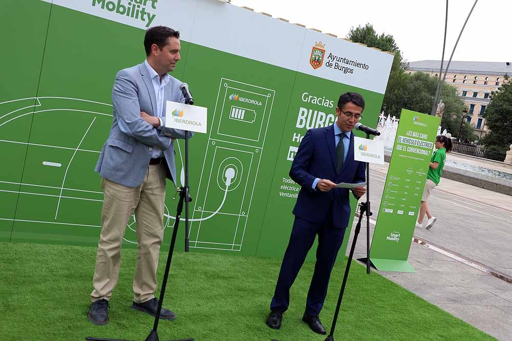 Fotos: Imágenes del &#039;Espacio de Movilidad Sostenible&#039; de Iberdrola en el Paseo Sierra de Atapuerca