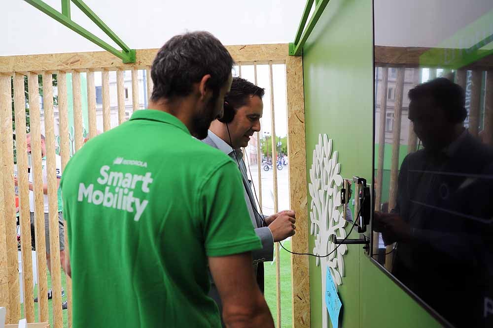 Fotos: Imágenes del &#039;Espacio de Movilidad Sostenible&#039; de Iberdrola en el Paseo Sierra de Atapuerca