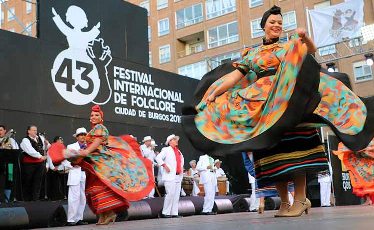 Ballet Folclórico Guariones de Puerto Rico