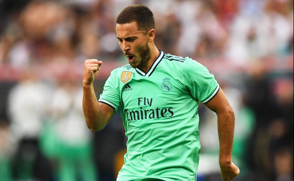 Eden Hazard celebrando su primer tanto con el Real Madrid.