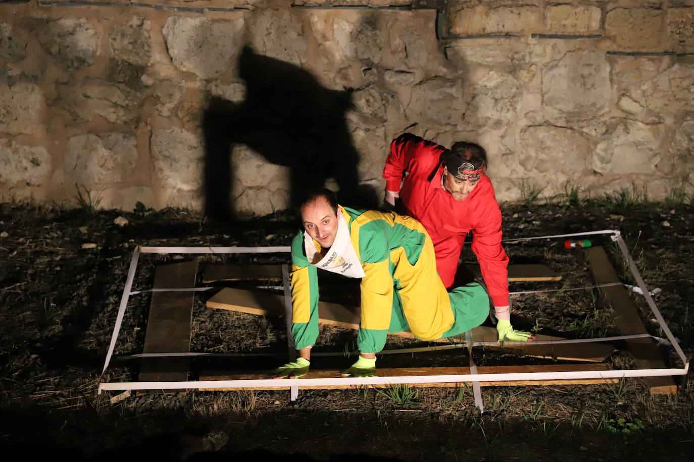 Bambalúa Teatro representa Patrimonios Témpora 2.0, una obra protagonizada por los tres bienes Patrimonio de la Humanidad de Burgos, la Catedral, los Yacimientos de la Sierra de Atapuerca y el Camino de Santiago