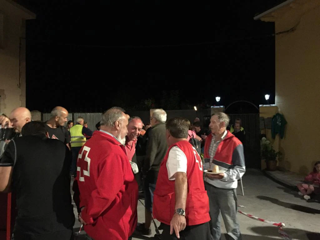 La comida recolectada en Agés con motivo de la marcha solidaria irá destinada al Banco de Alimentos de Cruz Roja para las familias más necesitadas