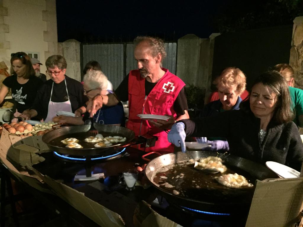 La comida recolectada en Agés con motivo de la marcha solidaria irá destinada al Banco de Alimentos de Cruz Roja para las familias más necesitadas