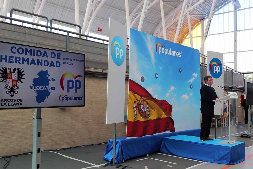 El Partido Popular ha celebrado su tradicional comida de hermandad para arrancar el curso político |Alcaldes, concejales y demás cargos públicos y políticos se han dado cita en Arcos de la Llana