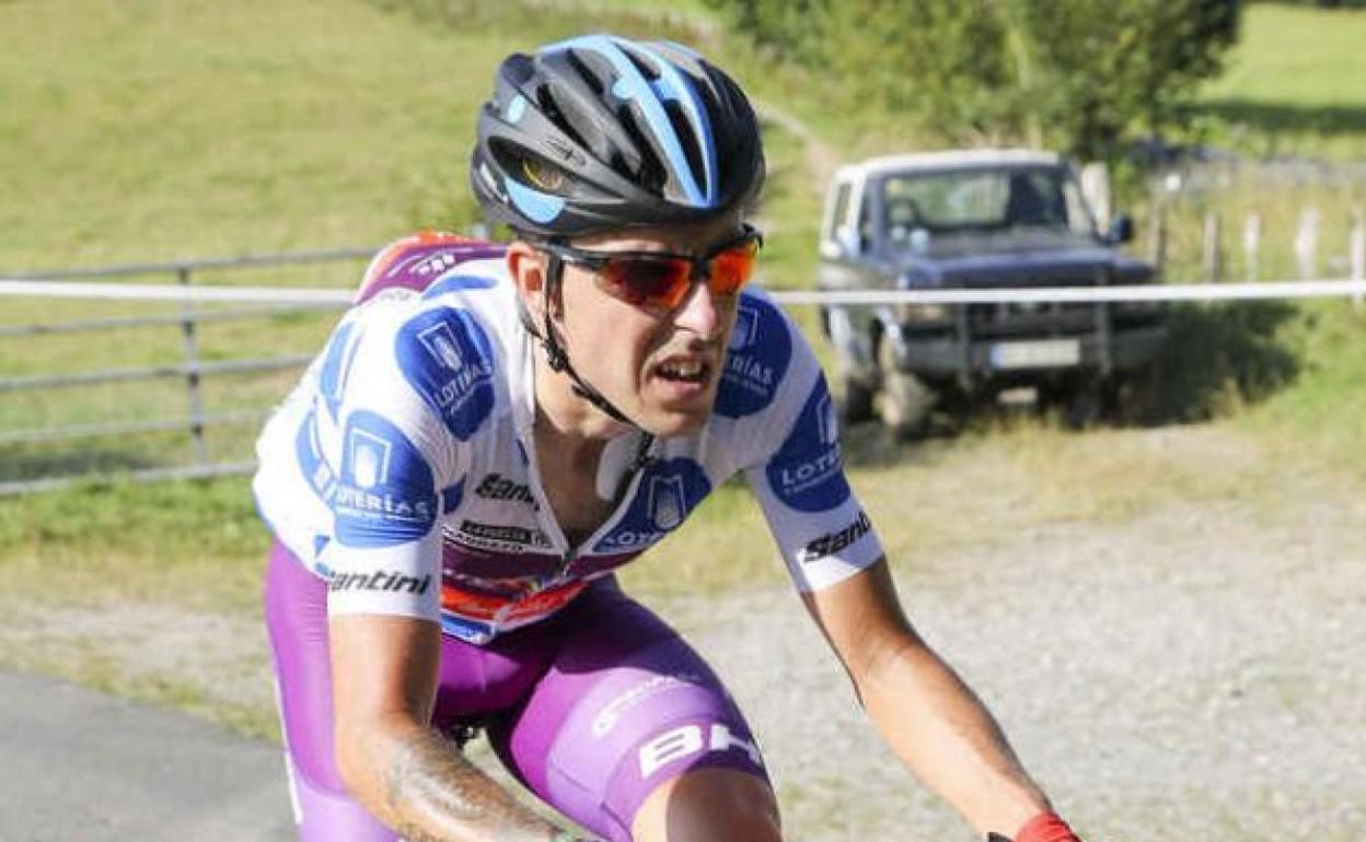 Ángel Madrazo continúa vistiendo el maillot de líder de la Montaña. 