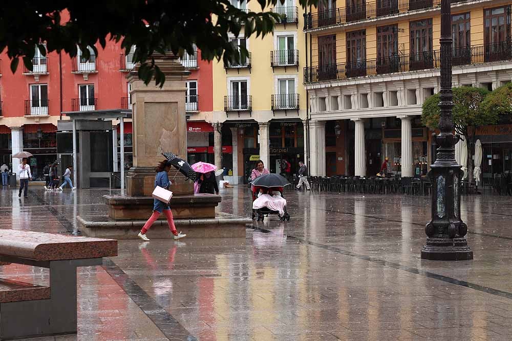 DANA ha traído a Burgos lluvias, y fuertes vientos en la provincia, en una jornada todavía de verano pero que se asemeja en exceso al otoño