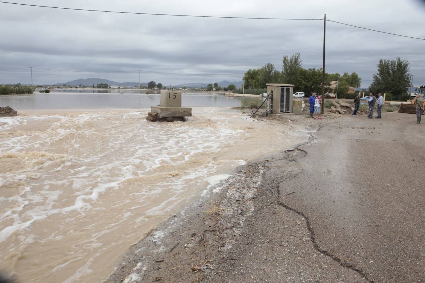 El temporal sigue sin dar tregua, se extiende a más provincias y este sábado se ha cobrado la séxta víctima mortal.