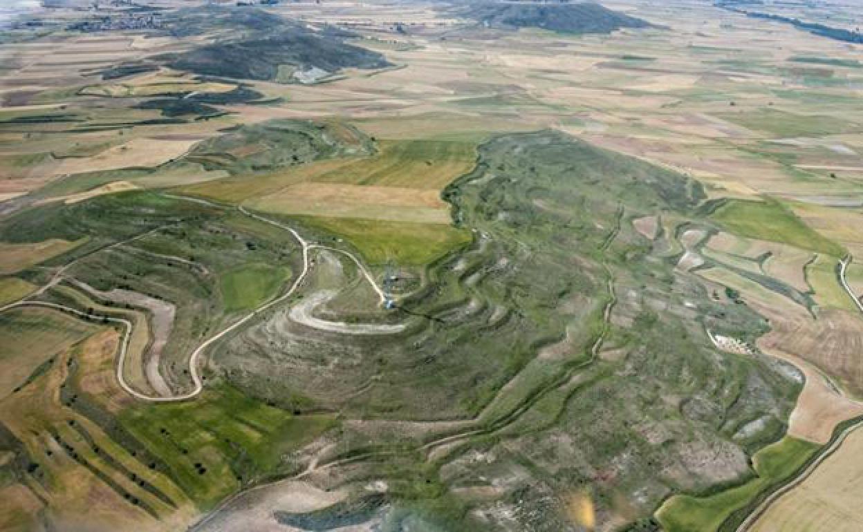 Imagen aérea del Cerro de Castarreñedo. 