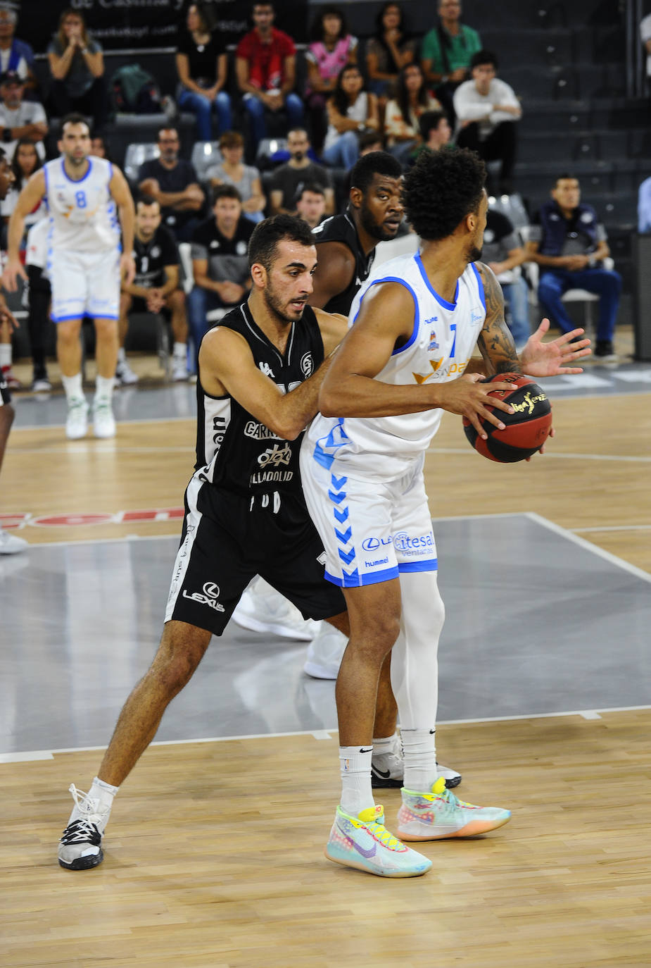 El San Pablo Burgos vence al Carramimbre CBC Valladolid en la final de la Copa Castilla y León