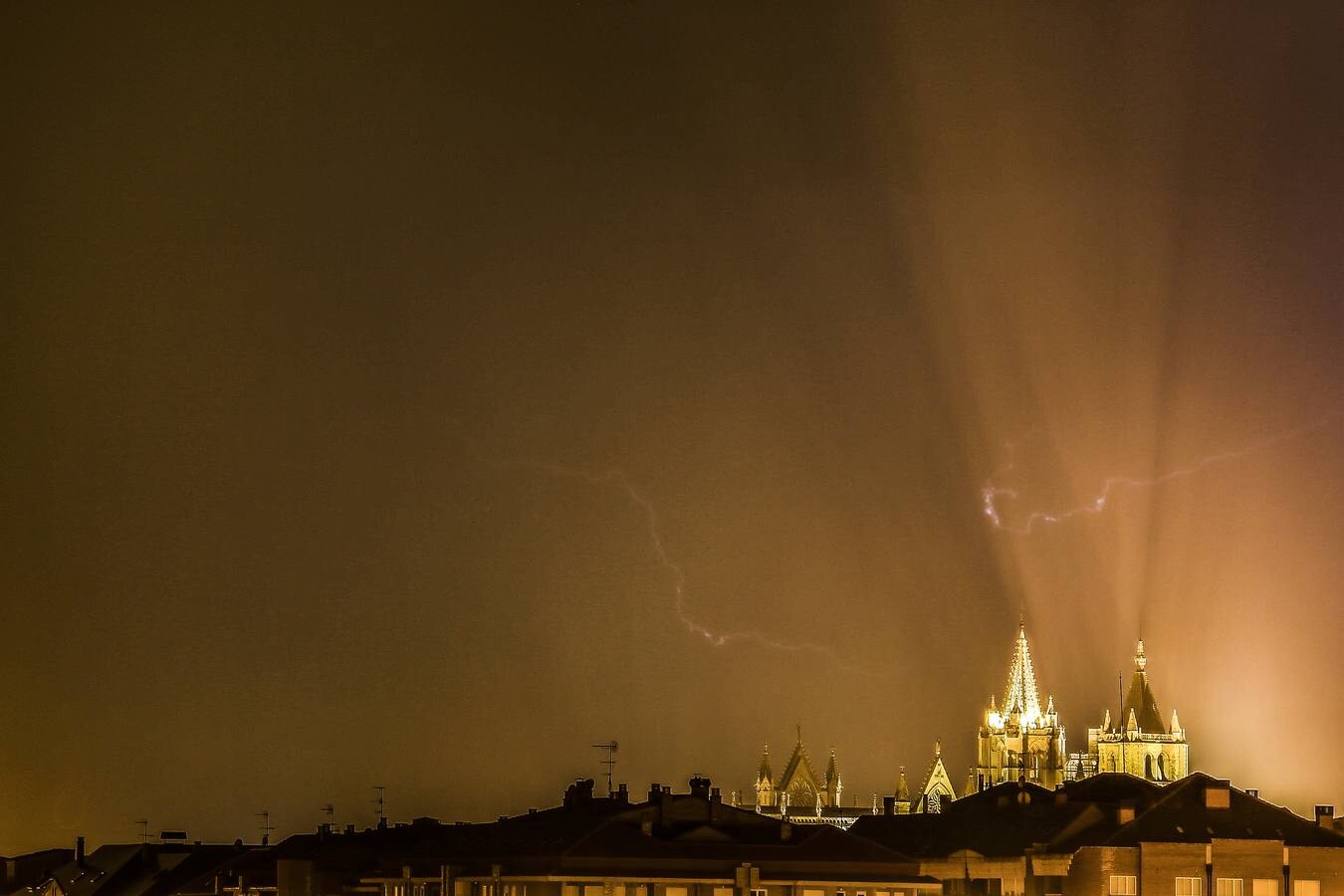 Tormenta en León.