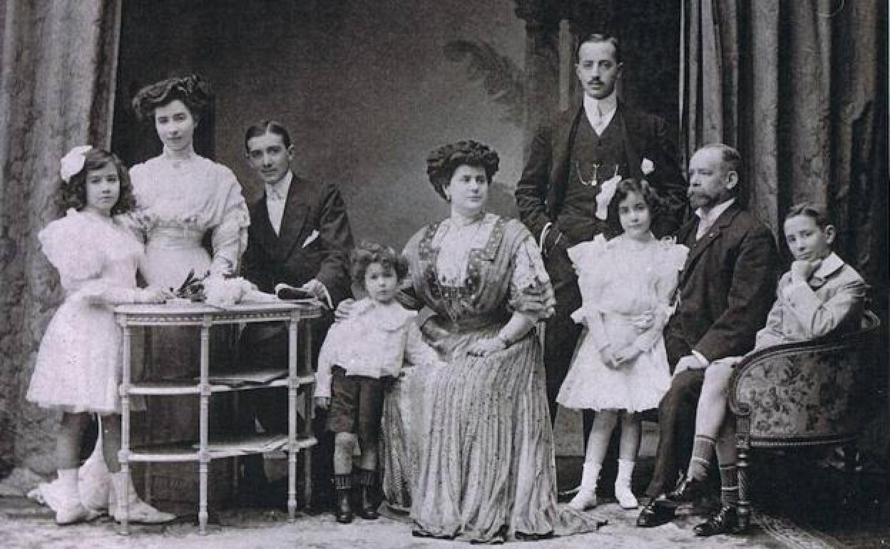 Imagen de la familia de Saturnino Calleja