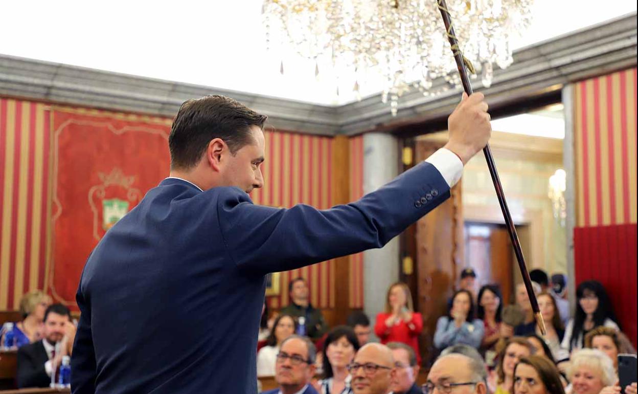 Daniel de la Rosa toma el mando como alcalde el pasado 15 de junio