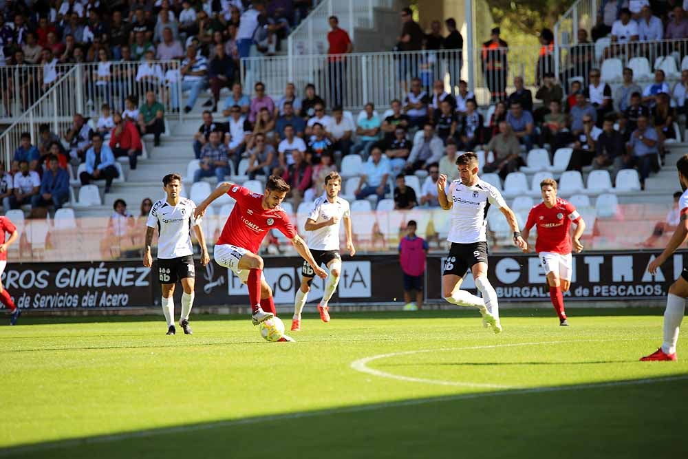 El Burgos CF ha conseguido la primera victoria de la temporada por 1-0