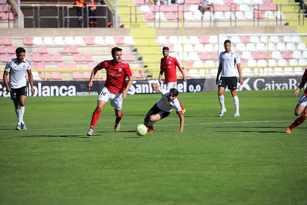 El Burgos CF ha conseguido la primera victoria de la temporada por 1-0