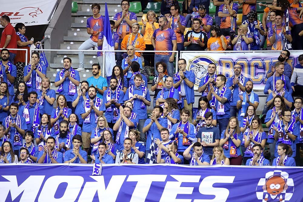 Más baloncesto en el Coliseum en el primer partido del curso liguero en casa