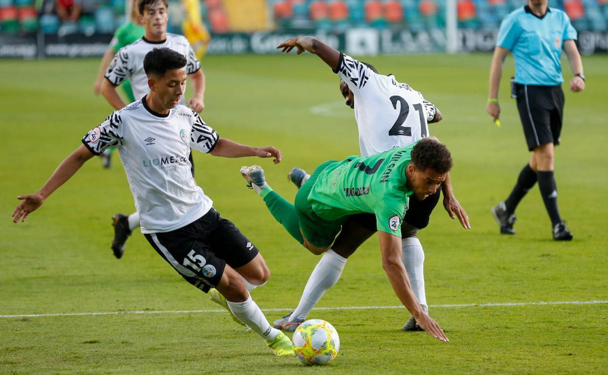 El Burgos CF no consigue repetir la victoria del pasado domingo. 