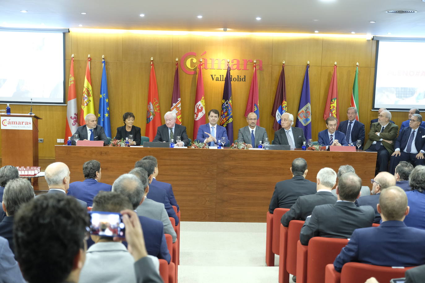 Pleno del Consejo de Cámaras de Comercio de Castilla y León. 