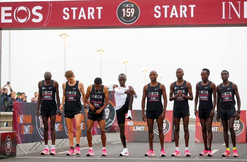 Fotos: Kipchoge derriba la barrera de las dos horas